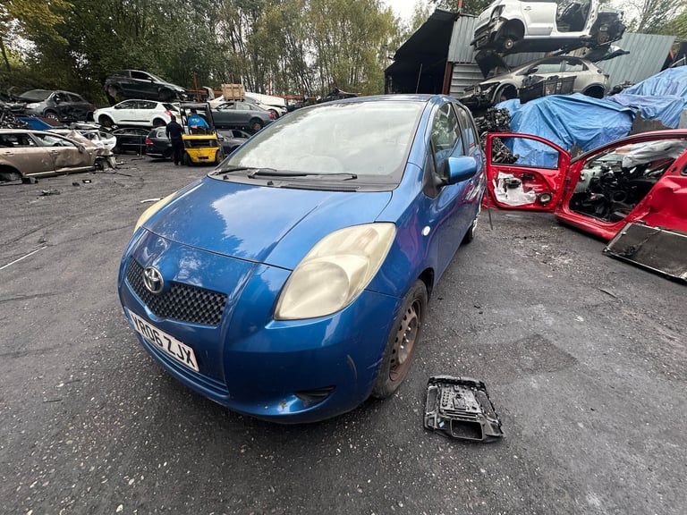 TOYOTA YARIS 2006 1.3 PETROL BREAKING 