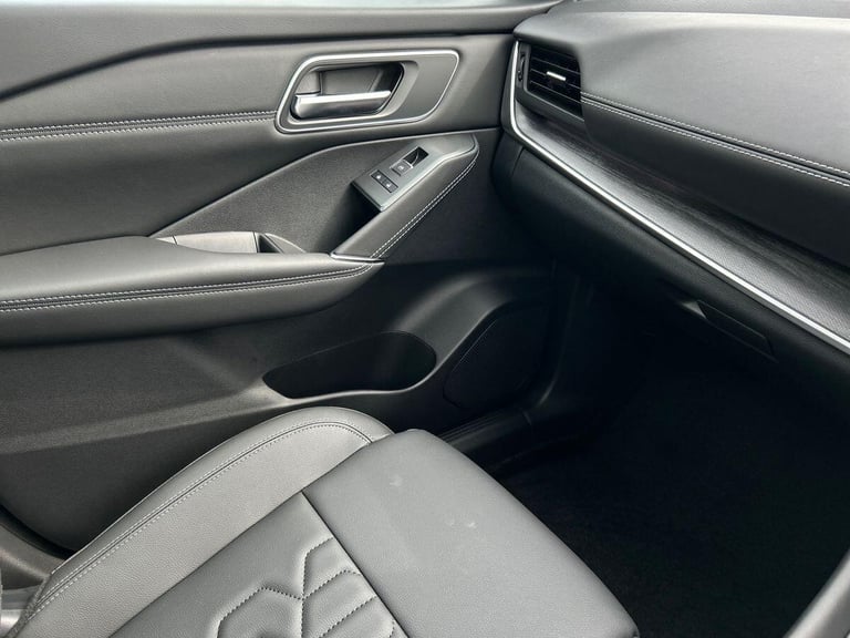 2025 Nissan Qashqai 1.3 DIG-T MHEV Tekna Euro 6 (s/s) 5dr SUV PETROL Manual