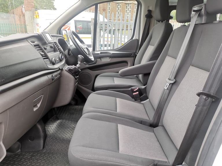 2018 Ford Transit Custom 2.0 TDCi 105ps Low Roof D/Cab Van PANEL VAN Diesel Manual