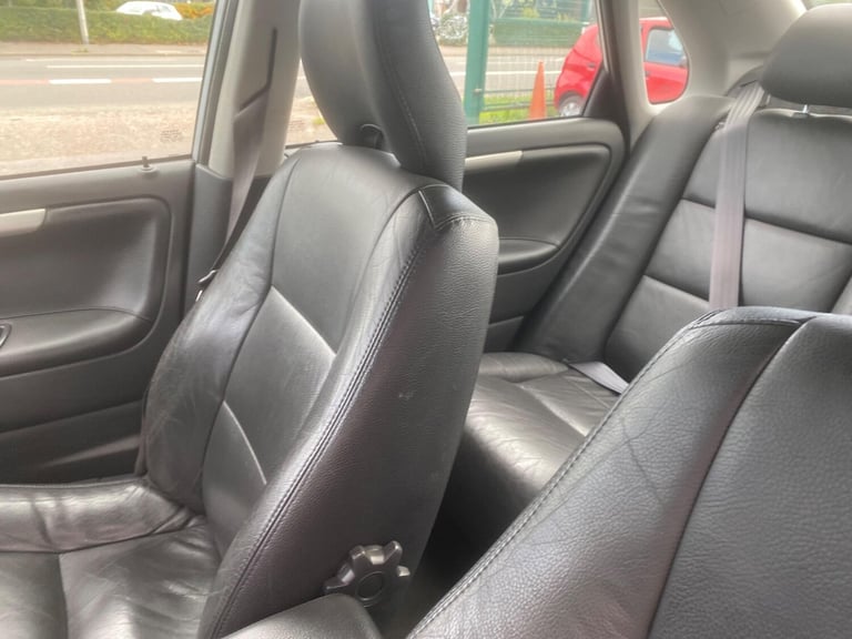 2004 Volvo S40 1.8 Sport 4dr Auto [122bhp] SALOON PETROL Automatic