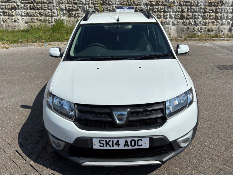 image for 2014 Dacia Sandero Stepway Ambiance - New Years MOT - £20 Road Tax - 2 Keys