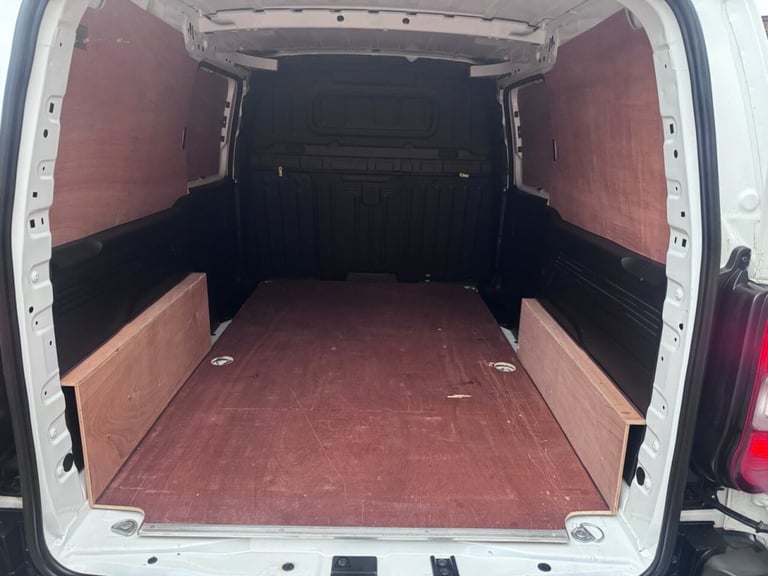 2020 Peugeot Partner 1.5 BlueHDi 950 Professional Long Panel Van 6dr Diesel Manual LWB Euro 6 (1 ...