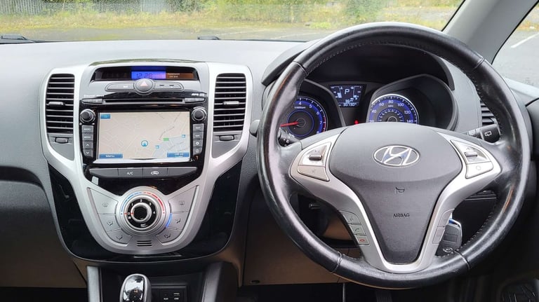 2017 Hyundai Ix20 1.6 SE Nav 5dr Auto Hatchback Petrol Automatic