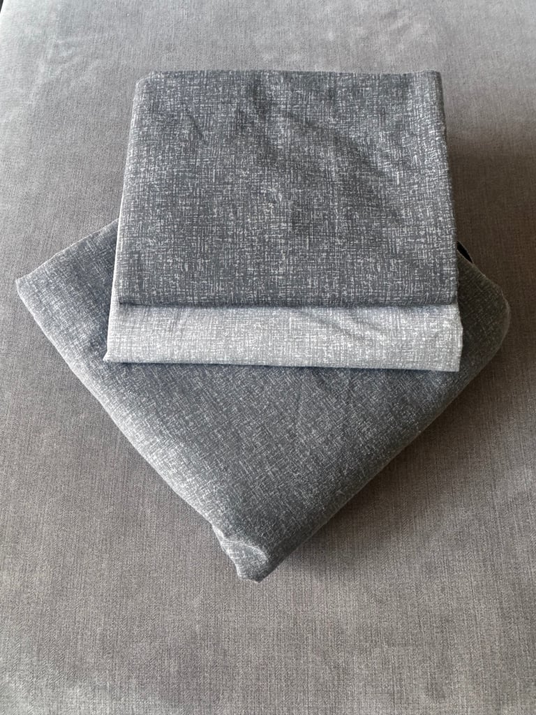 King Size Duvet Set + 6 x Pillow Cases
