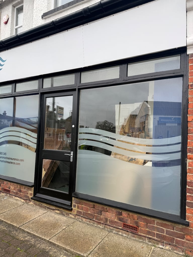 Fantastic opportunity to rent -commercial