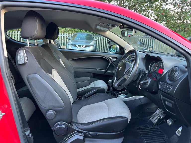 2016 Alfa Romeo MiTo 0.9 TB TwinAir 105 Distinctive 3dr HATCHBACK Petrol Manual
