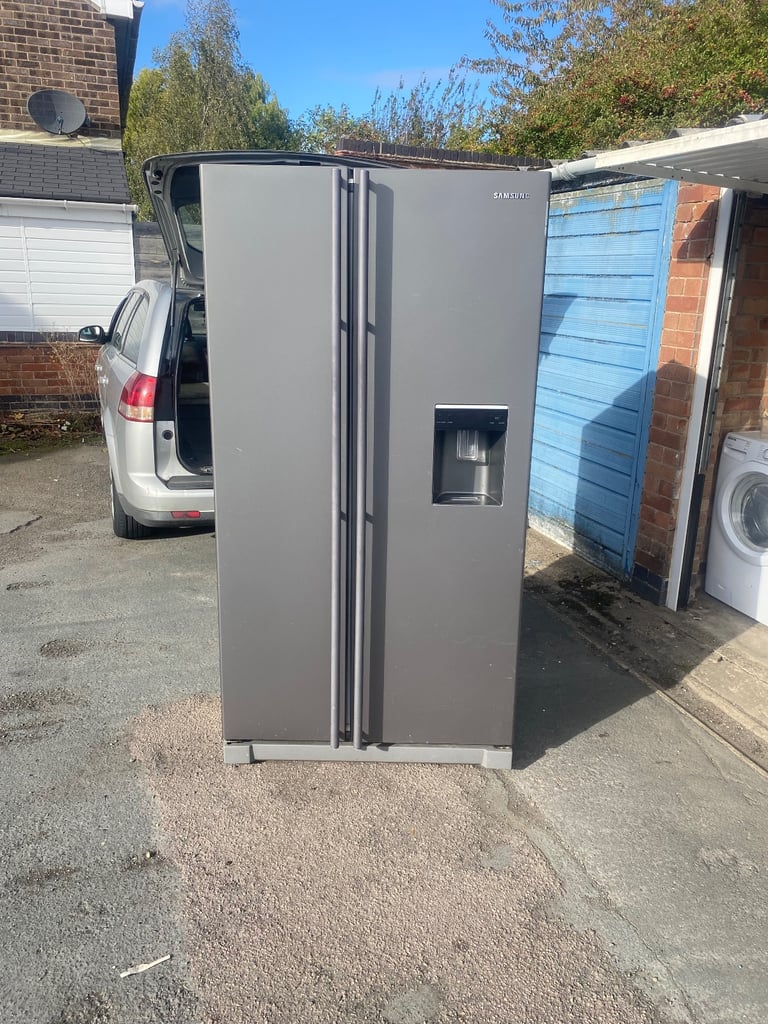 American Fridge Freezer Delivery Available 