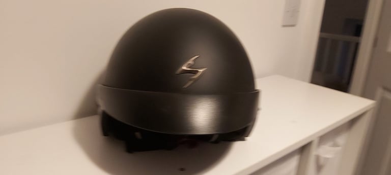 SCORPION EXO 100 HELMET (LARGE)