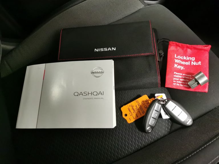 2019 Nissan Qashqai 1.3 DiG-T N-Connecta 5dr HATCHBACK PETROL Manual
