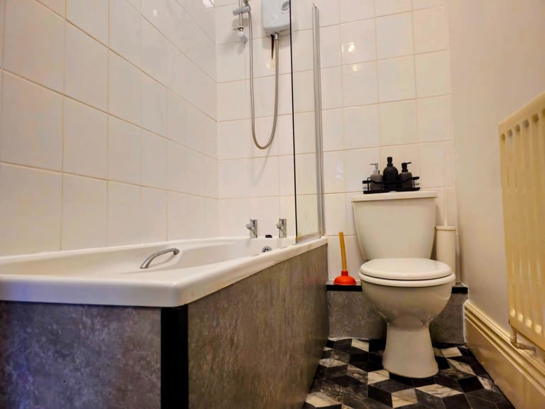 Short Term Stay - 1BR-F1-Blenheim-Leeds