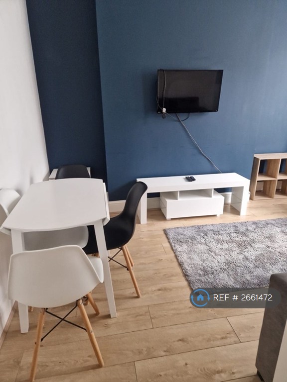 4 bedroom house in Alderson Road, Liverpool, L15 (4 bed) (#2661472)