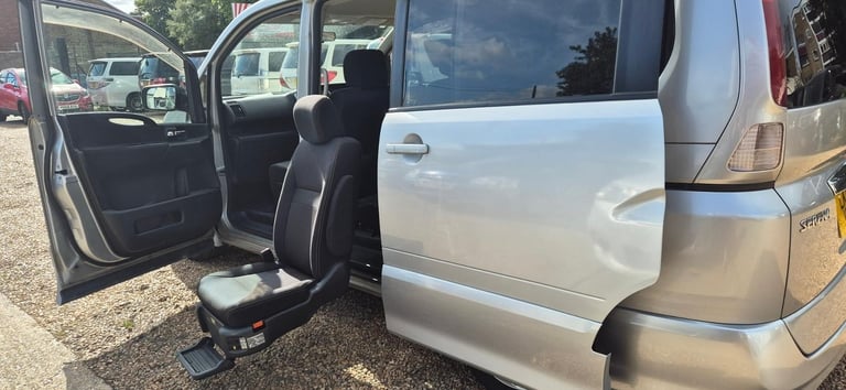 Nissan Serena WELCAB, 2008, 2.0 Litre, 58,000 Miles, Petrol, Automatic