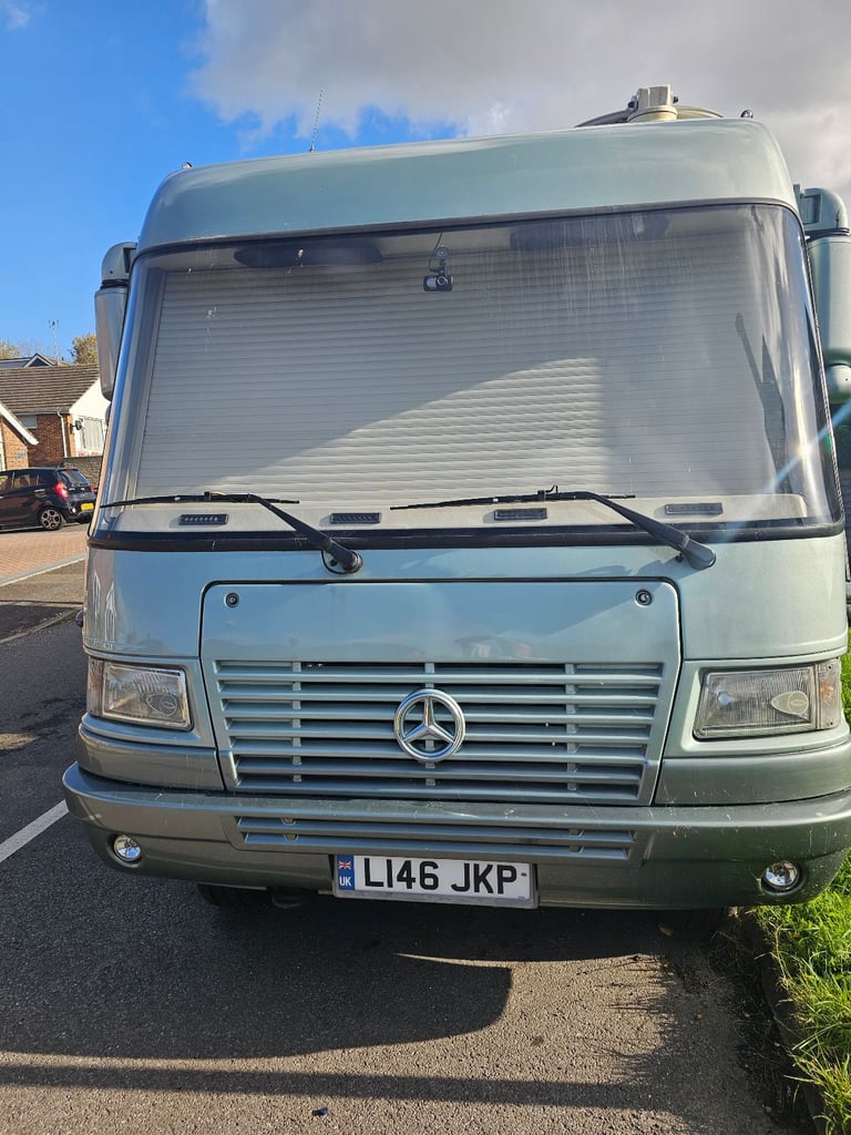 Mercedes-Benz, 1994, 2874 (cc)