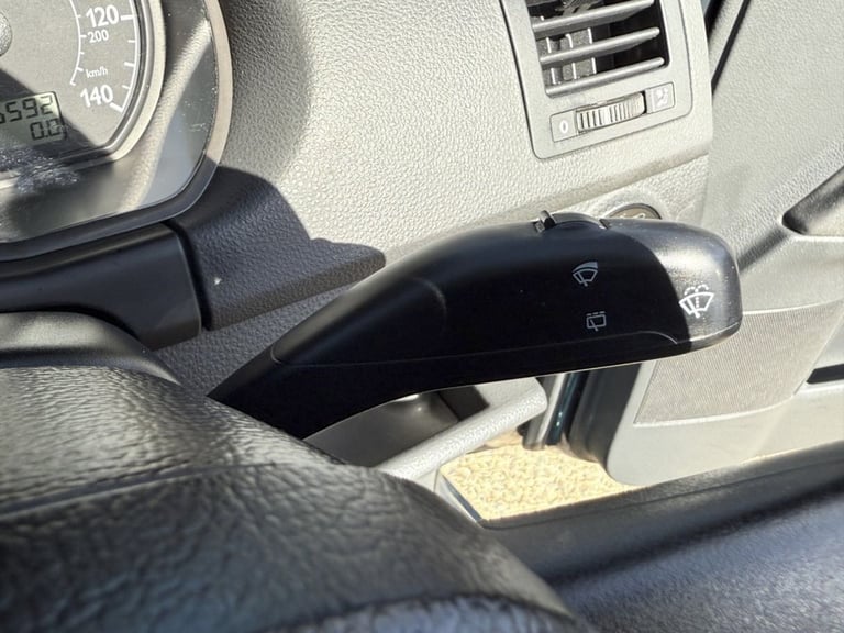 2003 Volkswagen Polo 1.2 S Hatchback 5dr Petrol Manual (144 g/km, 55 bhp) Hatchback Petrol Manual