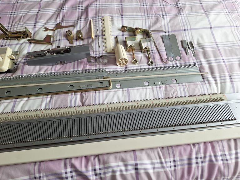 image for Brother kr850 ribbing attachment 
