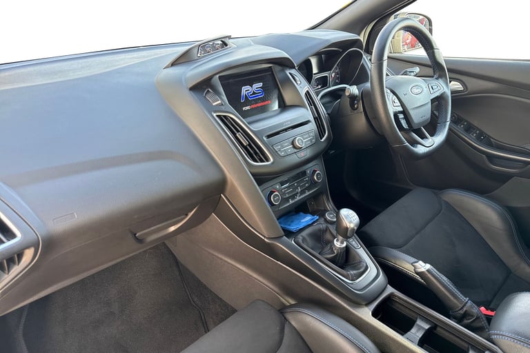 2018 Ford Focus 2.3T EcoBoost RS Hatchback 5dr Petrol Manual AWD Euro 6 (s/s) (350 ps) Hatchback ...