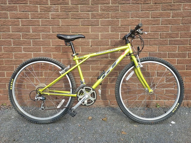 GT OUTPOST MOUNTAIN BIKE RBK 3693 in Reading, Berkshire Gumtree