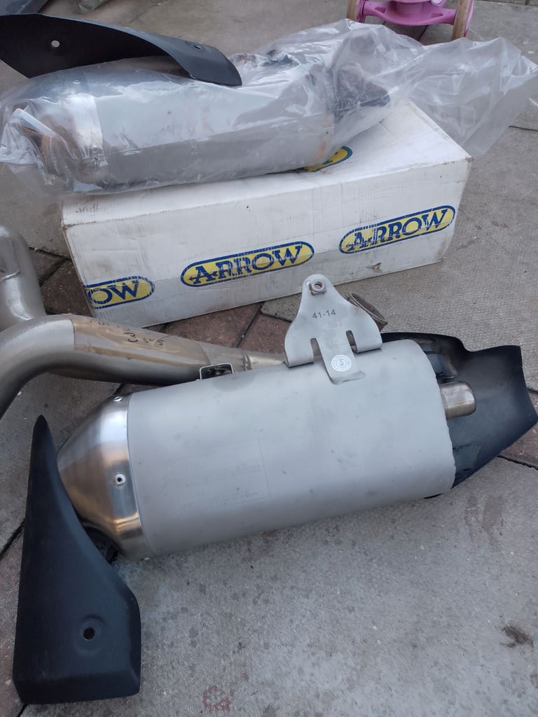 Speed triple exhaust