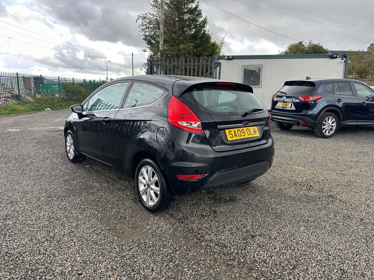 2009 Ford Fiesta 1.4 Zetec 3dr HATCHBACK Petrol Manual