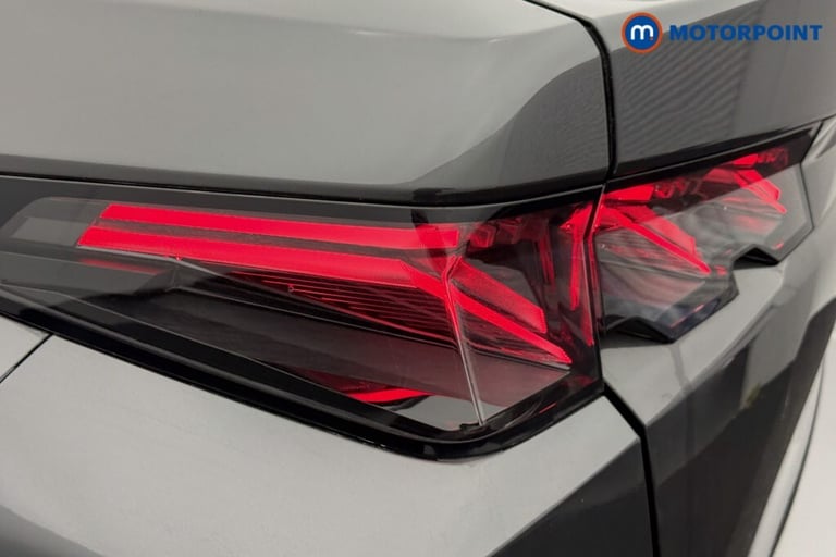 2024 Peugeot 3008 1.2 Hybrid 136 GT 5dr e-DSC6 SUV Petrol Automatic