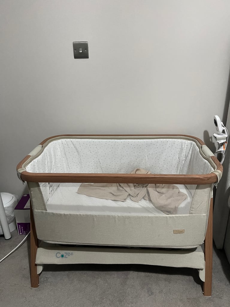 Tutti Bambini Bedside Crib - Like New