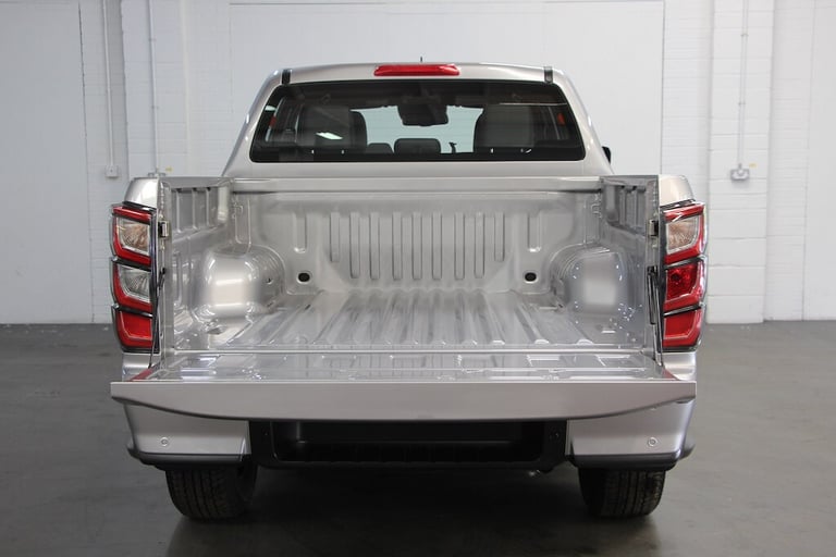 1969 Isuzu D-Max 1.9 TD V-Cross Double Cab Auto 4WD [164] (UNSTOPPABLE V-CROSS £2500+VAT OFF Pick...