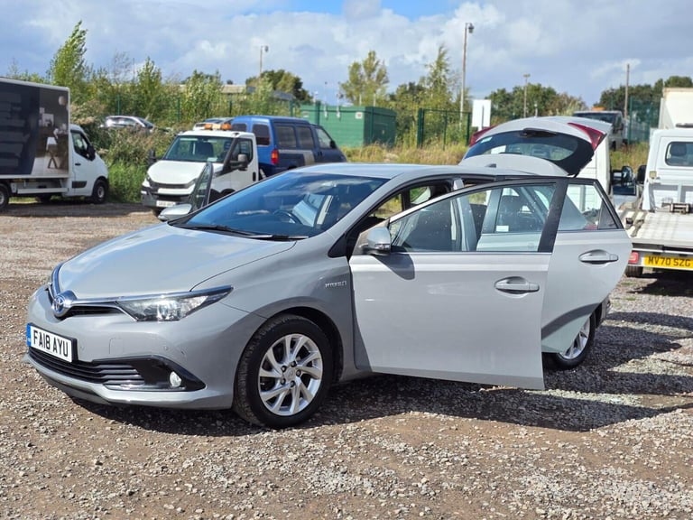 2018 Toyota Auris 1.8 VVT-h Icon CVT Euro 6 (s/s) 5dr Hatchback Hybrid Automatic