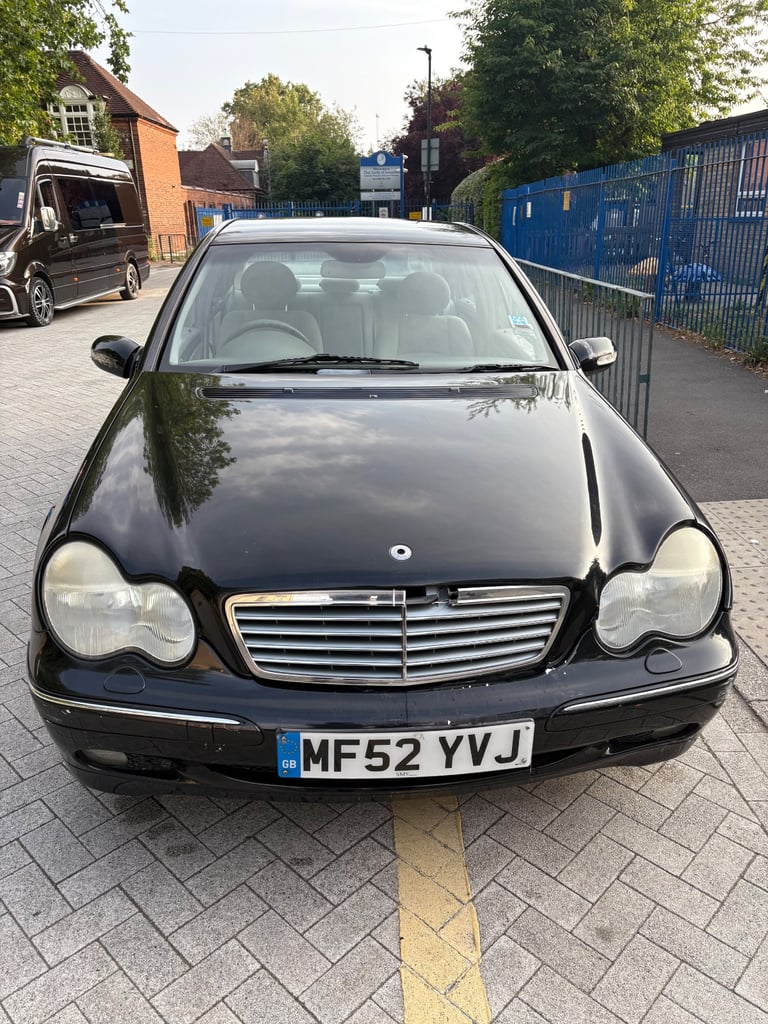 image for Mercedes-Benz, C CLASS, Saloon, 2002, Automatic, 1998 (cc), 4 doors