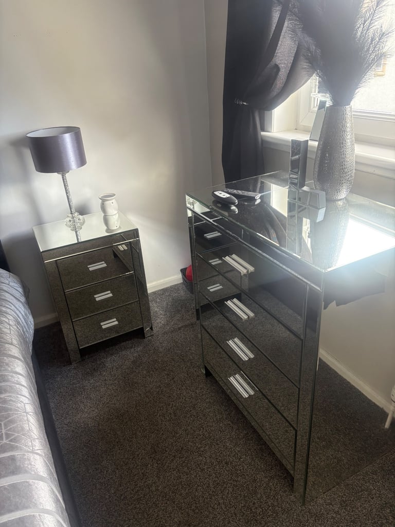 image for Mirror Bedroom furniture sets