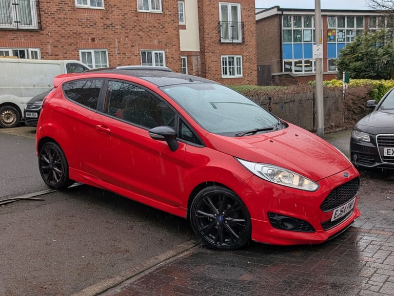 2014 Ford Fiesta 1.0 EcoBoost 140 Zetec S Red 3dr HATCHBACK Petrol Manual