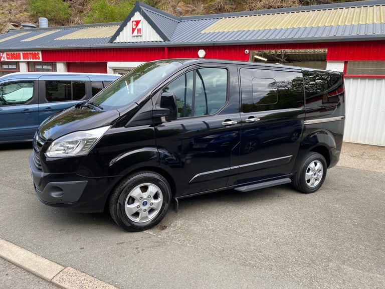 Ford Transit Custom Tourneo Titanium 6 Seater Crew Cab Van Wav Wheelchair Ramp 