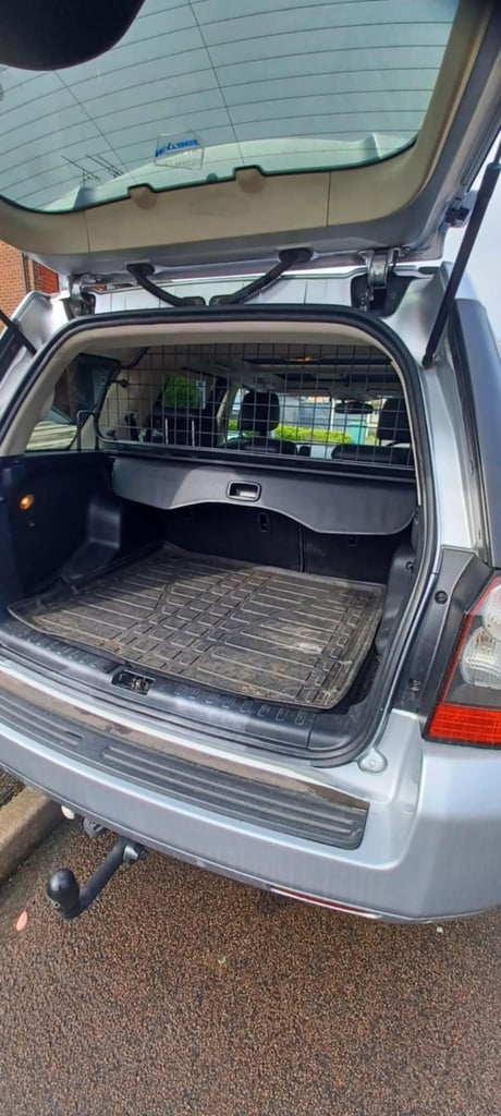 image for Land Rover Freelander 2 Dog Guard - Made by travall