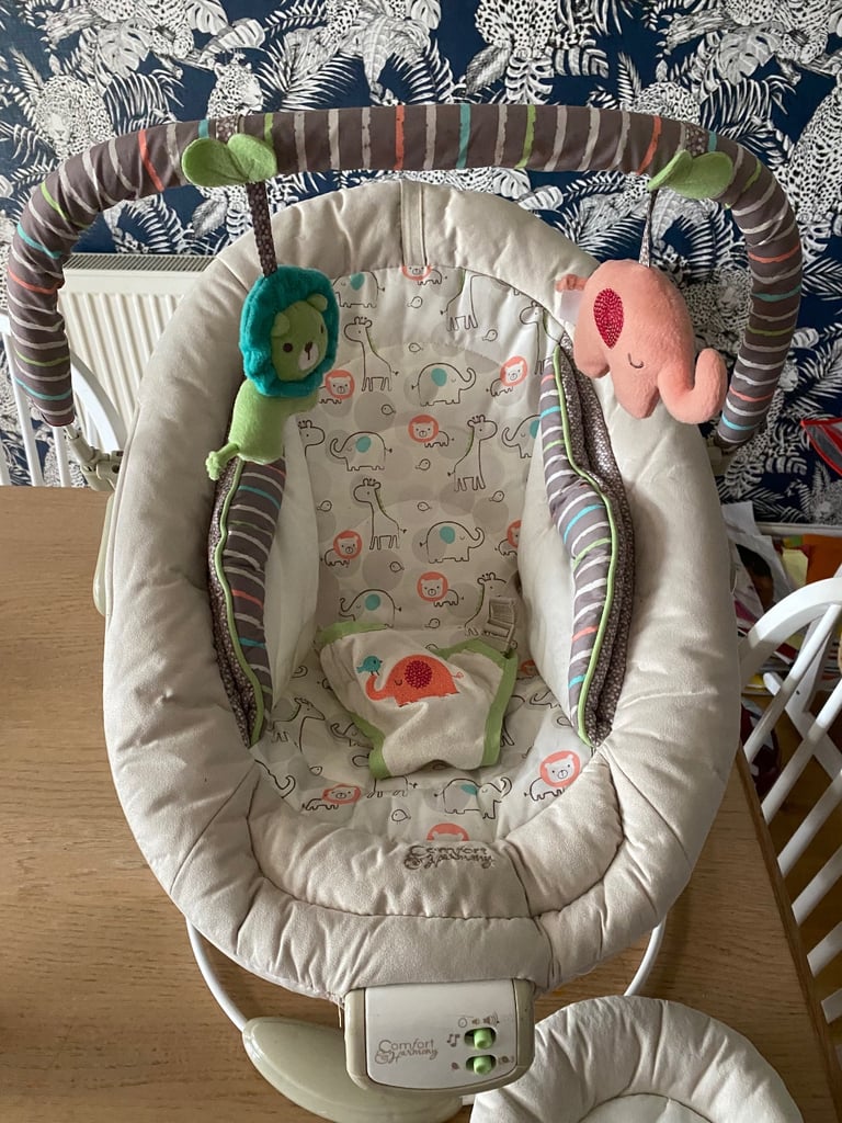 image for Baby bouncer chair 