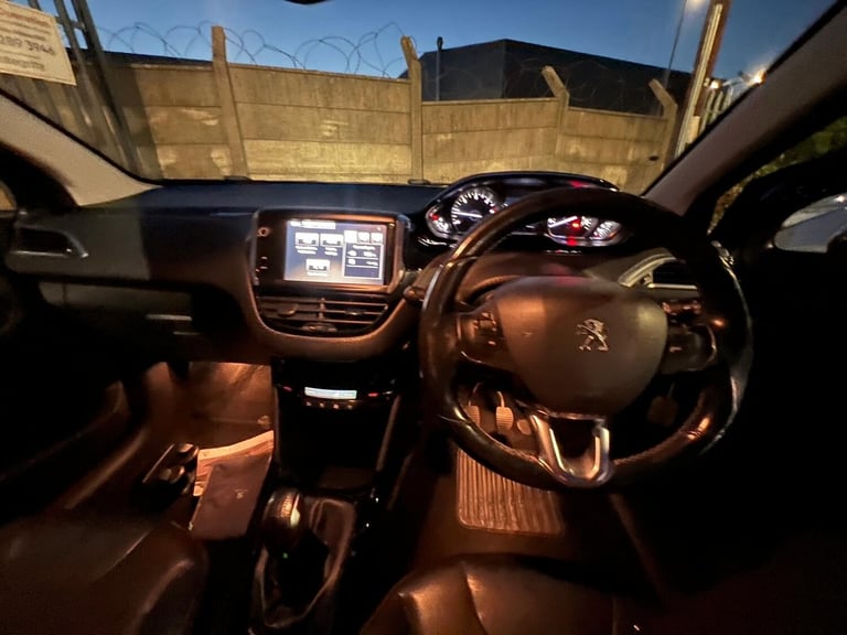 2015 Peugeot 2008 1.6 BlueHDi 100 Allure 5dr [Non Start Stop] HATCHBACK Diesel Manual