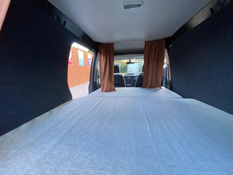 2016 Volkswagen Caddy DOUBLE BED—STOVE—AWNING—CRUISE PANEL VAN Diesel Manual
