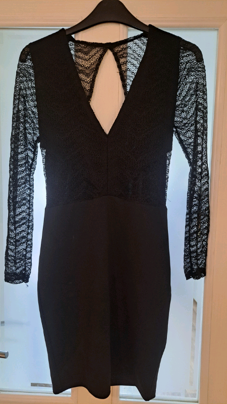 image for Boohoo Size 10 mini dress 