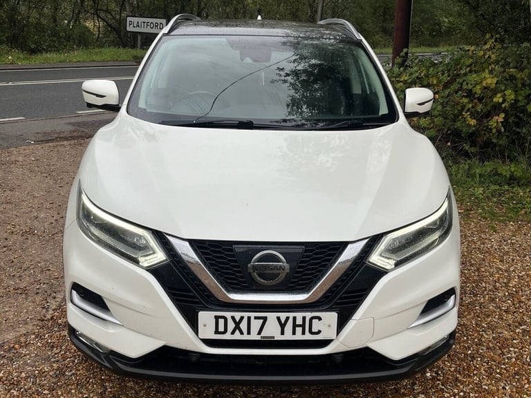 2017 Nissan Qashqai 1.6 dCi Tekna 5dr HATCHBACK DIESEL Manual