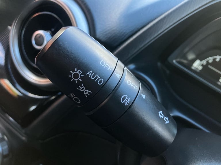 2022 Mazda Mazda2 1.5 e-Skyactiv G MHEV SE-L 5dr Hatchback PETROL Manual