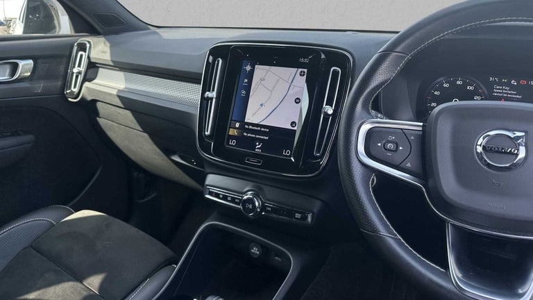 2020 Volvo XC40 2.0 B4P R DESIGN 5dr Auto Estate Petrol Automatic