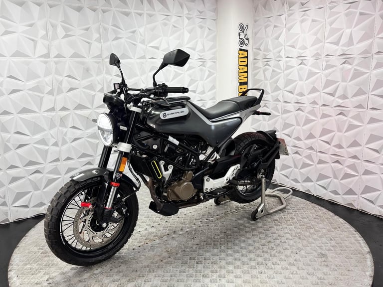 2022 Husqvarna Svartpilen 125 | *WARRANTY PROVIDED*