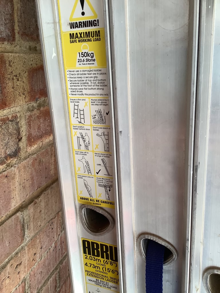 ABRU Triple Extension Ladder 