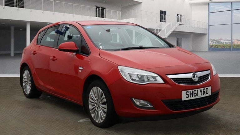 2011 Vauxhall Astra 1.4i 16V Excite 5dr HATCHBACK PETROL Manual