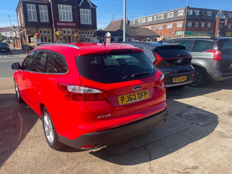 2013 Ford Focus 1.6 125 Zetec 5dr Powershift Petrol