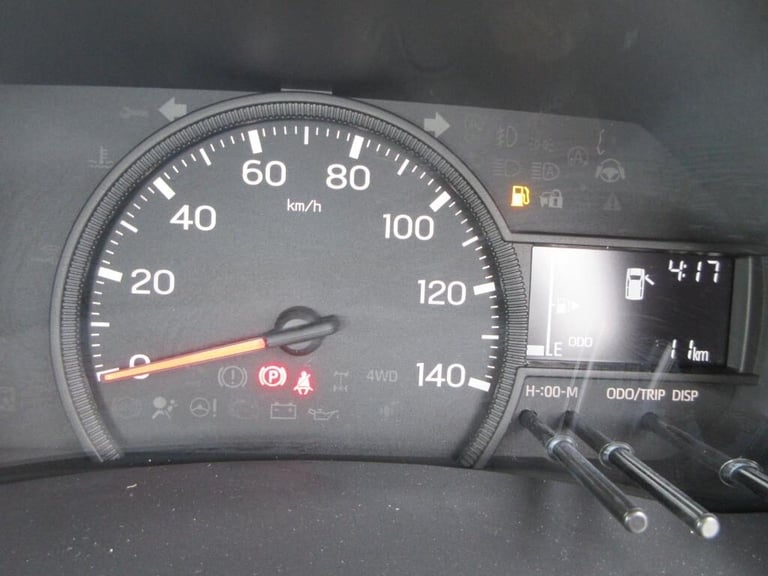 2024 Daihatsu Hijet 4WD MANUAL 660cc KEI MINI TRUCK DELIVERY MILEAGE Truck Petrol Manual