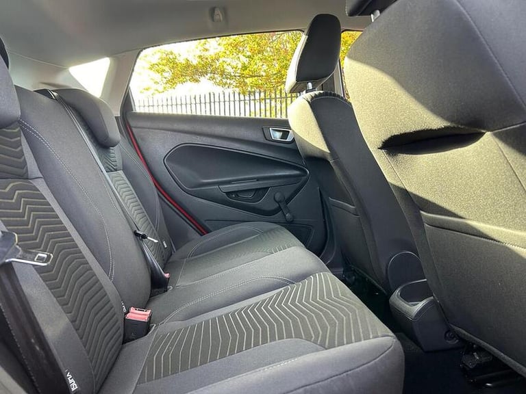 2014 Ford Fiesta 1.25 82 Zetec 5dr HATCHBACK PETROL Manual