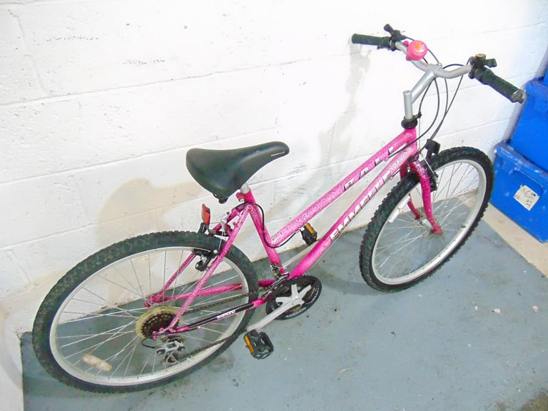 Emmelle Bali (18 inch frame) Mountain Bike (free local delivery)