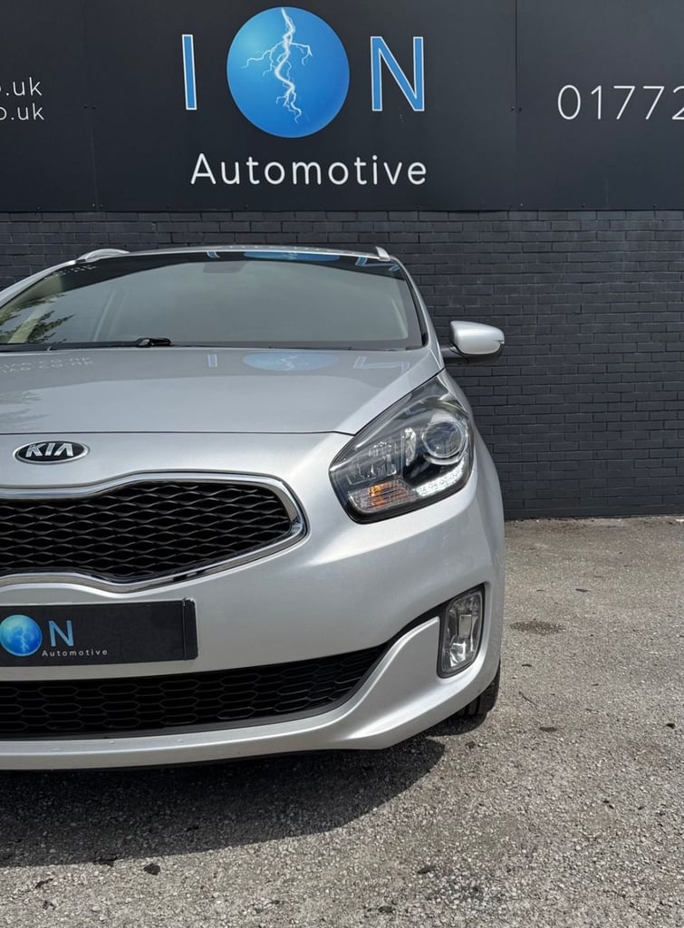 2016 Kia Carens 1.6 GDi SR7 *7 Seats, Park Sensors* MPV Petrol Manual