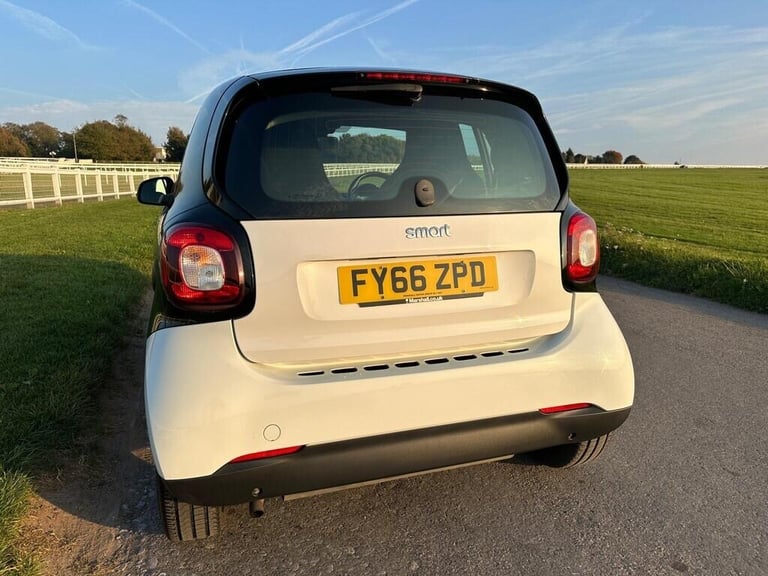 2016 smart fortwo 1.0 Passion 2dr Auto COUPE Petrol Automatic