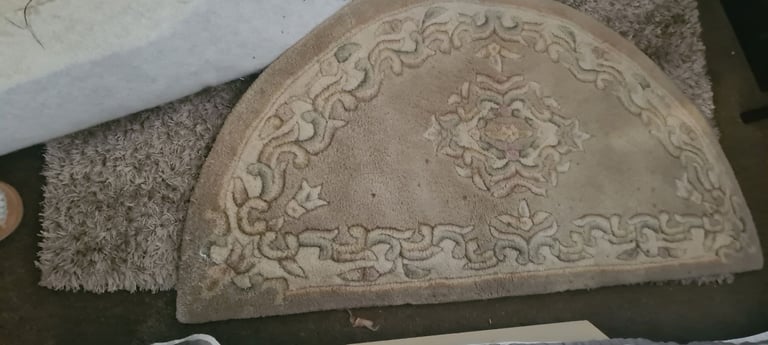 image for Semi circular hearth rug