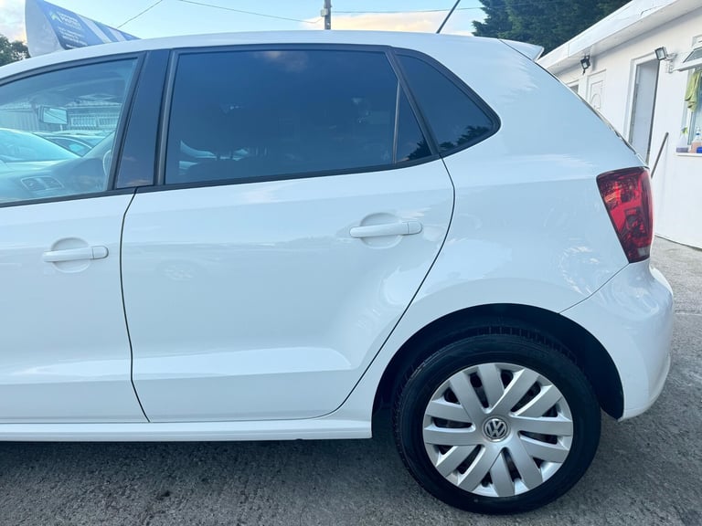 2013 Volkswagen Polo 1.2 TSi BLUEMOTION Hatchback Petrol Automatic